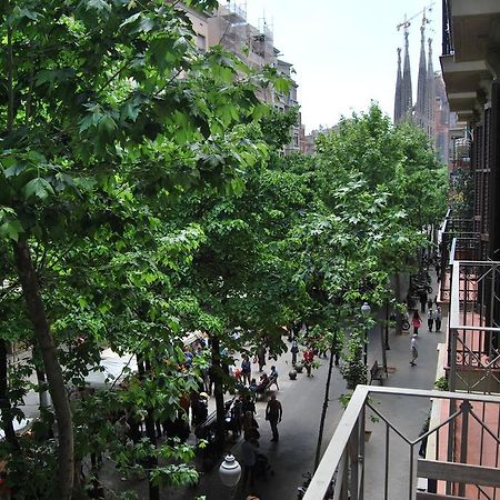 Gaudi Sdb Apartment Barcelona Exterior foto