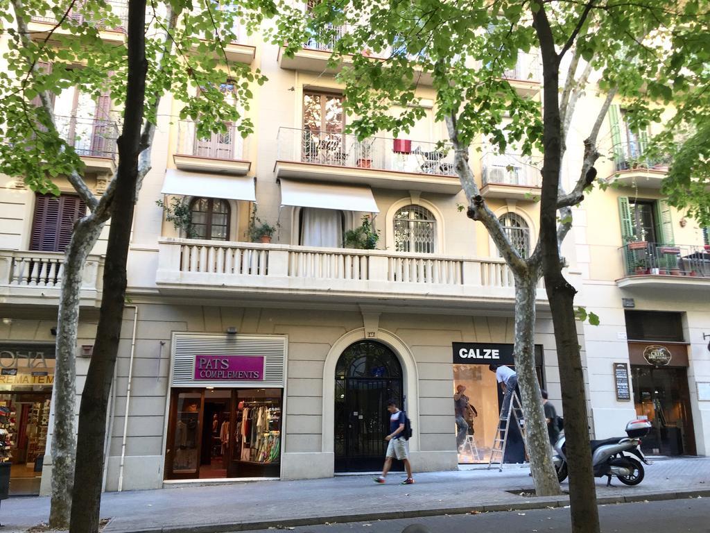 Gaudi Sdb Apartment Barcelona Exterior foto